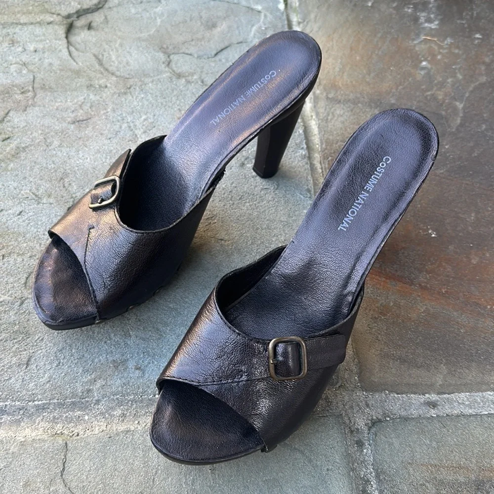 Costume National Brown platform Leather & Wood sandals 39